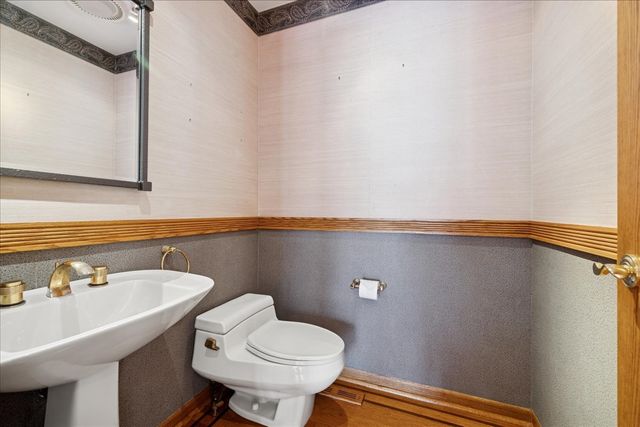 43W880 Pathfinder Drive, Elburn, IL 60119