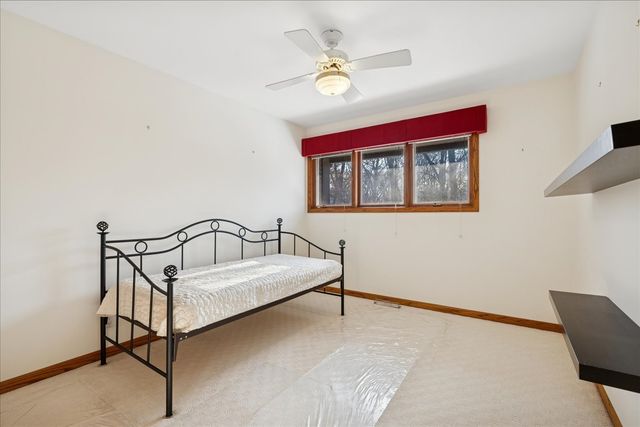 43W880 Pathfinder Drive, Elburn, IL 60119