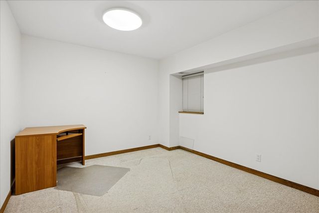 43W880 Pathfinder Drive, Elburn, IL 60119