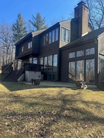 43W880 Pathfinder Drive, Elburn, IL 60119