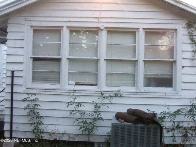 2325 BETHUNE Avenue, Jacksonville, FL 32207