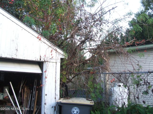 2325 BETHUNE Avenue, Jacksonville, FL 32207