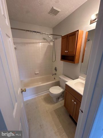 104 PERIDOT PL, Stephens City, VA 22655