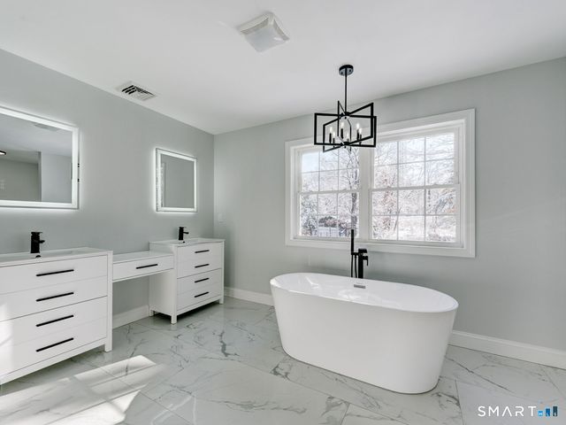 368 Reservoir Road, New Britain, CT 06052