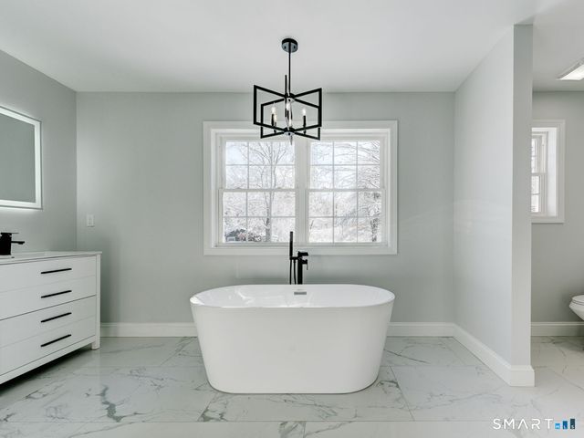 368 Reservoir Road, New Britain, CT 06052