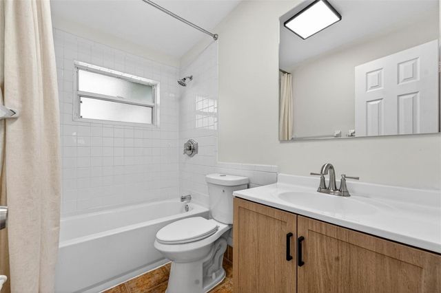 4499 NW 2nd Avenue, Boca Raton, FL 33431