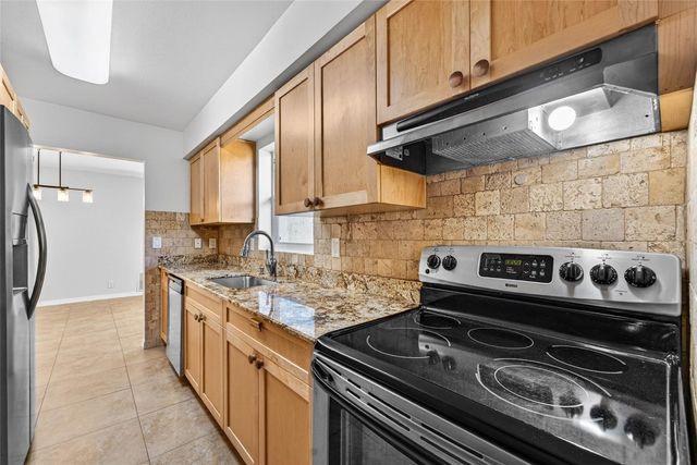 4499 NW 2nd Avenue, Boca Raton, FL 33431