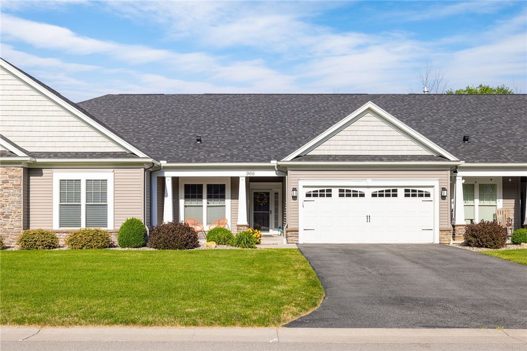 966 Pathway Lane, Webster, NY 14580