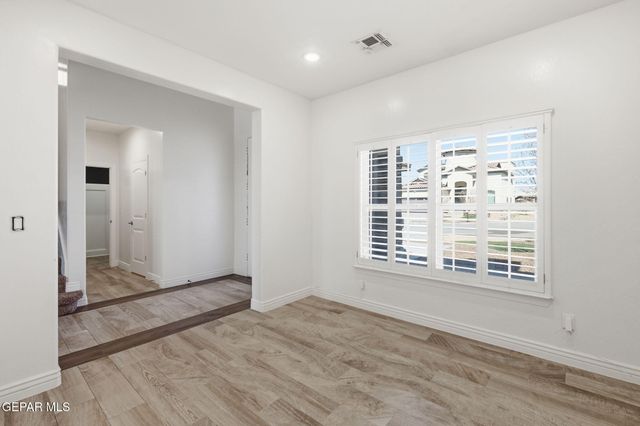 12516 BREEDER CUP Way, El Paso, TX 79928