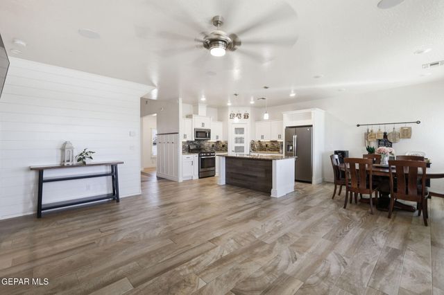 12516 BREEDER CUP Way, El Paso, TX 79928