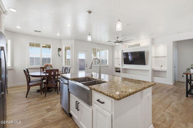 12516 BREEDER CUP Way, El Paso, TX 79928