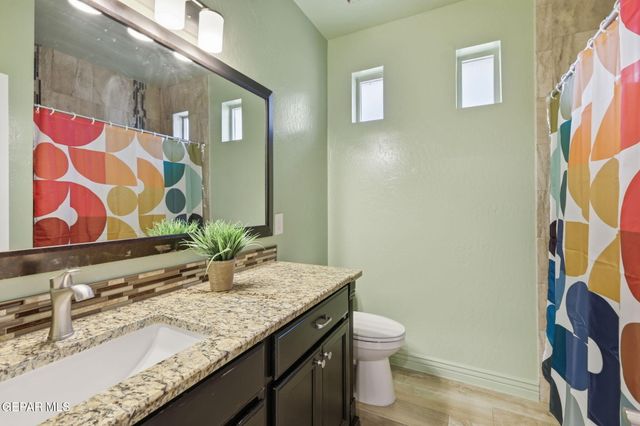 12516 BREEDER CUP Way, El Paso, TX 79928