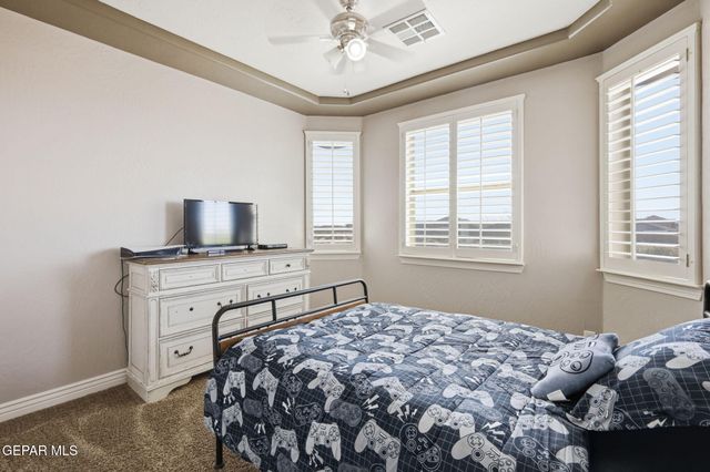 12516 BREEDER CUP Way, El Paso, TX 79928