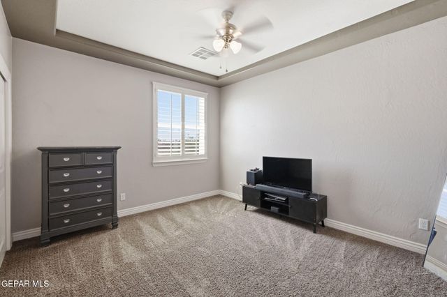 12516 BREEDER CUP Way, El Paso, TX 79928