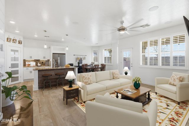 12516 BREEDER CUP Way, El Paso, TX 79928