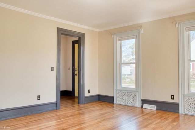 303 W Williams Street, Owosso, MI 48867