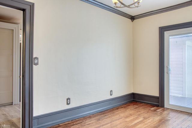 303 W Williams Street, Owosso, MI 48867