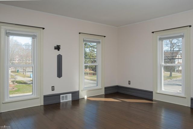 303 W Williams Street, Owosso, MI 48867