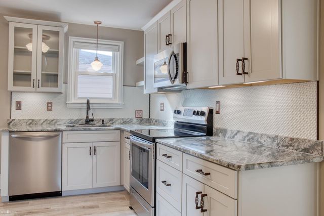 303 W Williams Street, Owosso, MI 48867