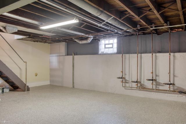 303 W Williams Street, Owosso, MI 48867