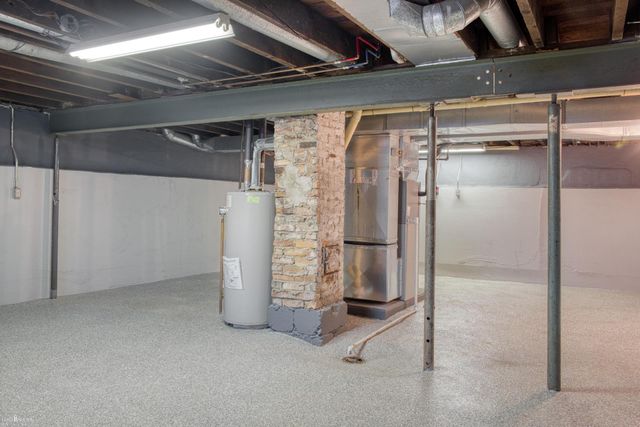 303 W Williams Street, Owosso, MI 48867