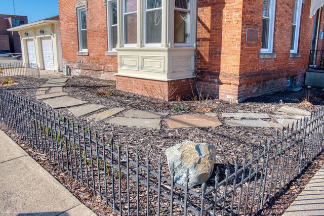 303 W Williams Street, Owosso, MI 48867