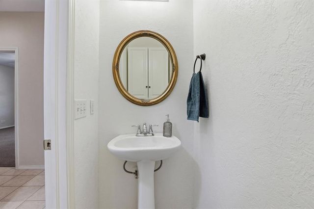 1909 NW 161st Street, Edmond, OK 73013