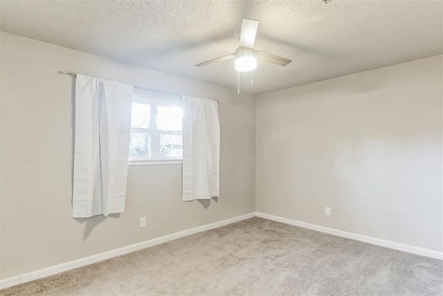 109 W Shadywood Drive, Midwest City, OK 73110