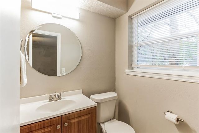 109 W Shadywood Drive, Midwest City, OK 73110