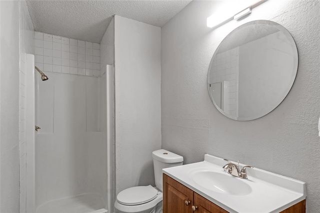 109 W Shadywood Drive, Midwest City, OK 73110