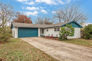 109 W Shadywood Drive, Midwest City, OK 73110
