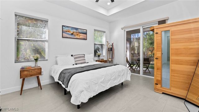 569 Desoto BLVD S, Naples, FL 34117