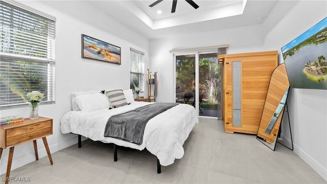 569 Desoto BLVD S, Naples, FL 34117