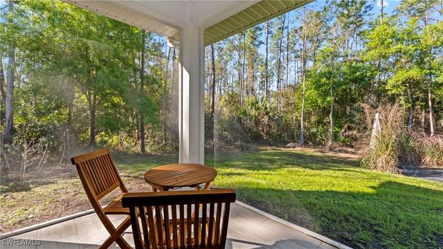 569 Desoto BLVD S, Naples, FL 34117