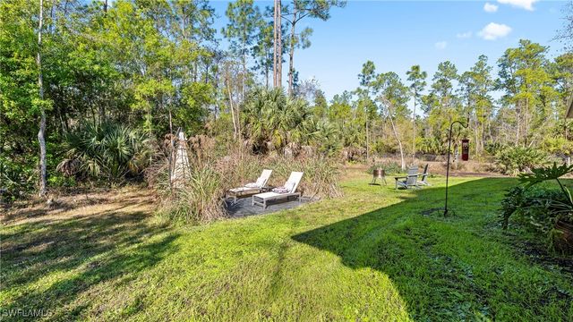 569 Desoto BLVD S, Naples, FL 34117