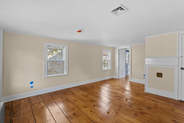 80 Lafayette Road, Hampton Falls, NH 03844