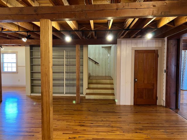 80 Lafayette Road, Hampton Falls, NH 03844