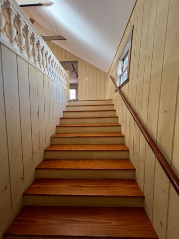 80 Lafayette Road, Hampton Falls, NH 03844