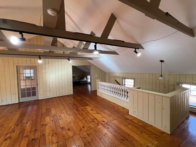 80 Lafayette Road, Hampton Falls, NH 03844
