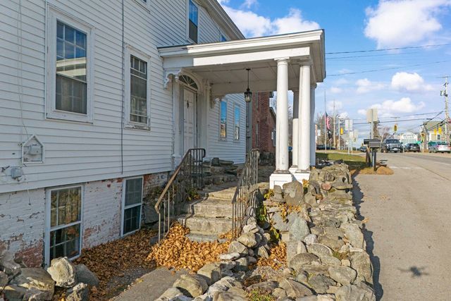 80 Lafayette Road, Hampton Falls, NH 03844