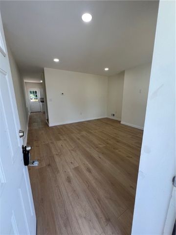 3907 Mcwhinney St, Munhall, PA 15120