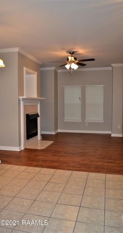 311 Artisan Road B, Lafayette, LA 70508