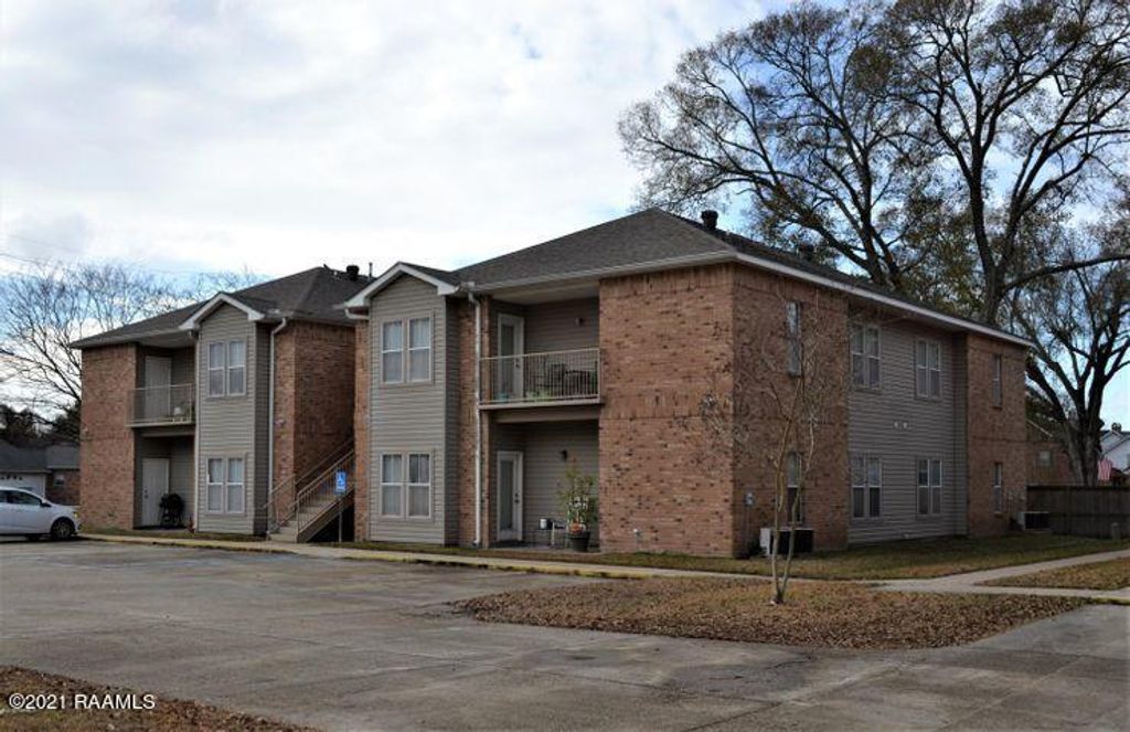 311 Artisan Road B, Lafayette, LA 70508