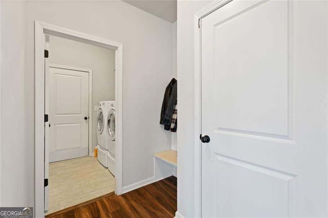 9240 Hollywood Drive, Gainesville, GA 30506