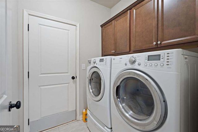 9240 Hollywood Drive, Gainesville, GA 30506