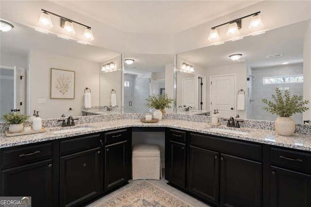 9240 Hollywood Drive, Gainesville, GA 30506