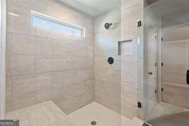 9240 Hollywood Drive, Gainesville, GA 30506