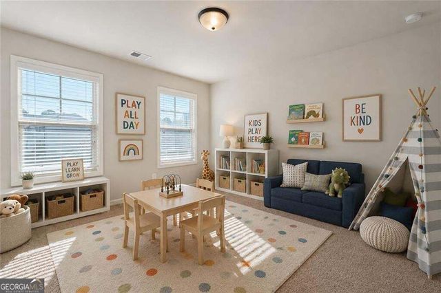 9240 Hollywood Drive, Gainesville, GA 30506