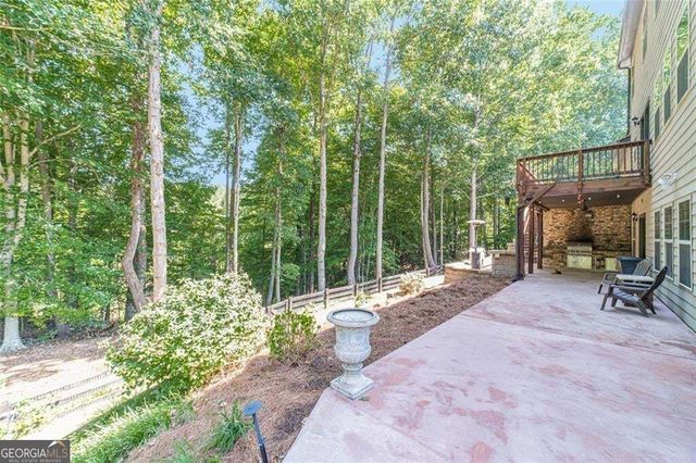 9240 Hollywood Drive, Gainesville, GA 30506