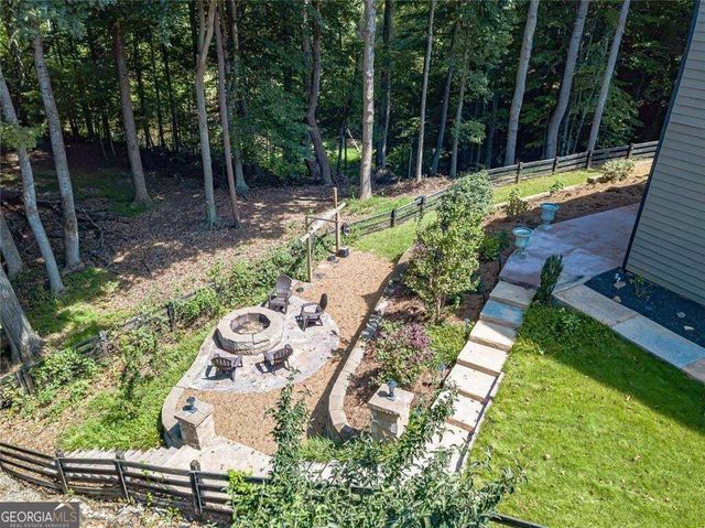 9240 Hollywood Drive, Gainesville, GA 30506
